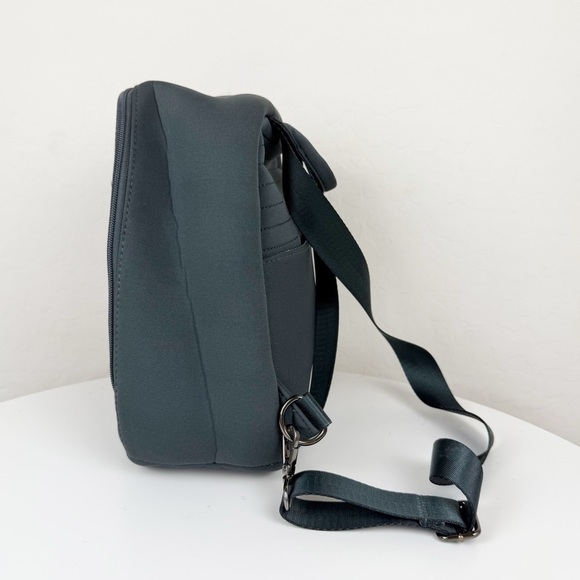 Rad Rev Neoprene The One Backpack in Evergreen Lightning Interior main image 4